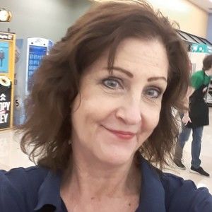 Meet your Posher, Cindy jo